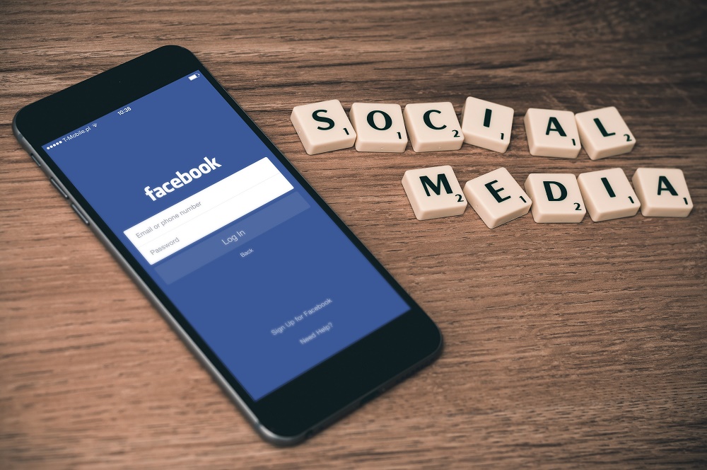 Como montar a página profissional da sua autoescola no Facebook