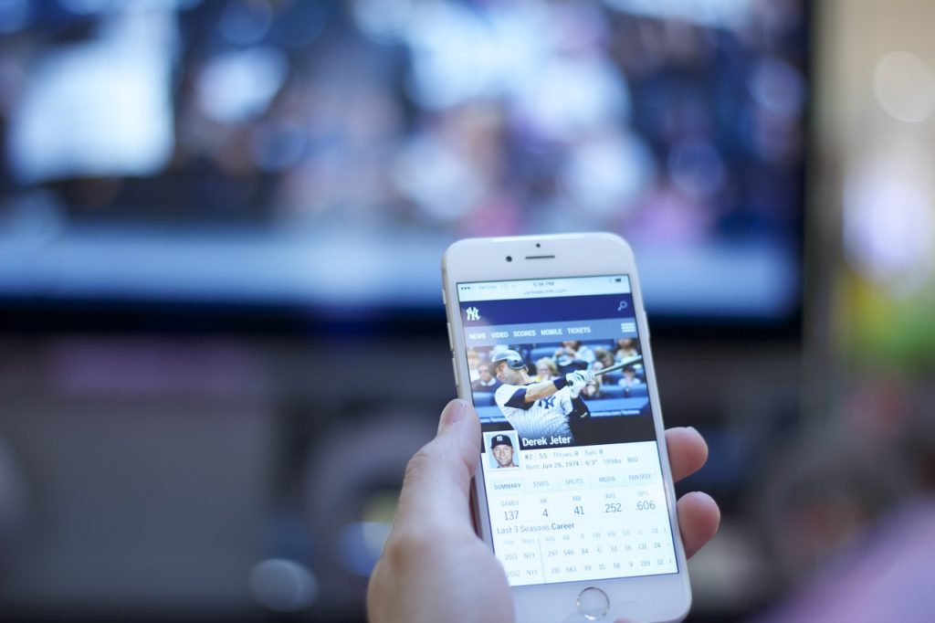 Facebook: principais diferenças entre páginas e perfis